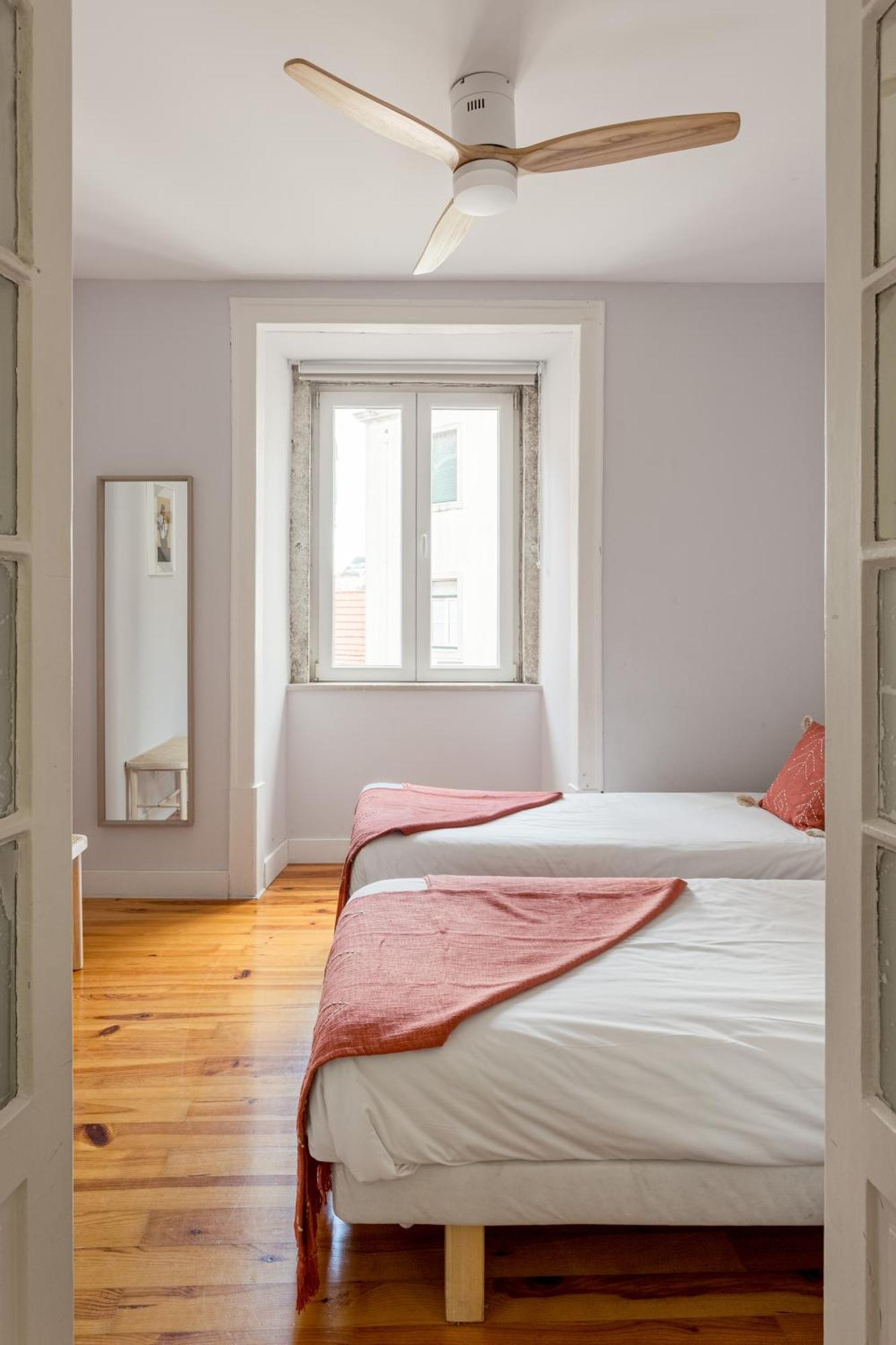 شقة Joivy Inviting Flat Next To Carmo Convent Lisboa المظهر الخارجي الصورة